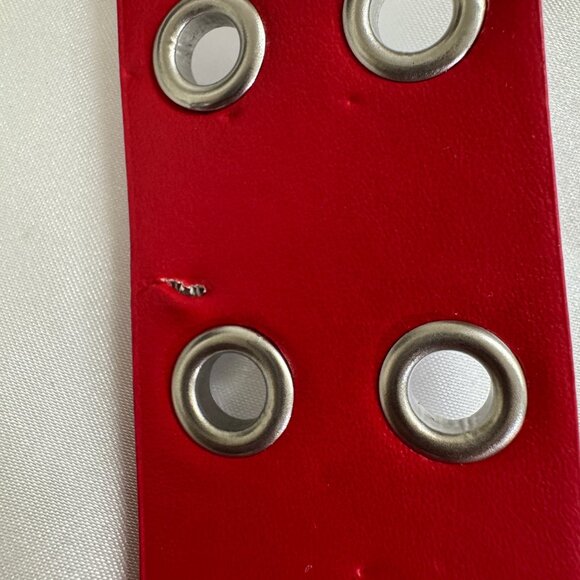 NWOT Red Grommet Belt - L - Picture 4 of 5